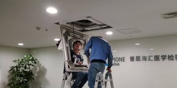 中央空調(diào)維護的時候，到底需要拆除吊頂嗎？